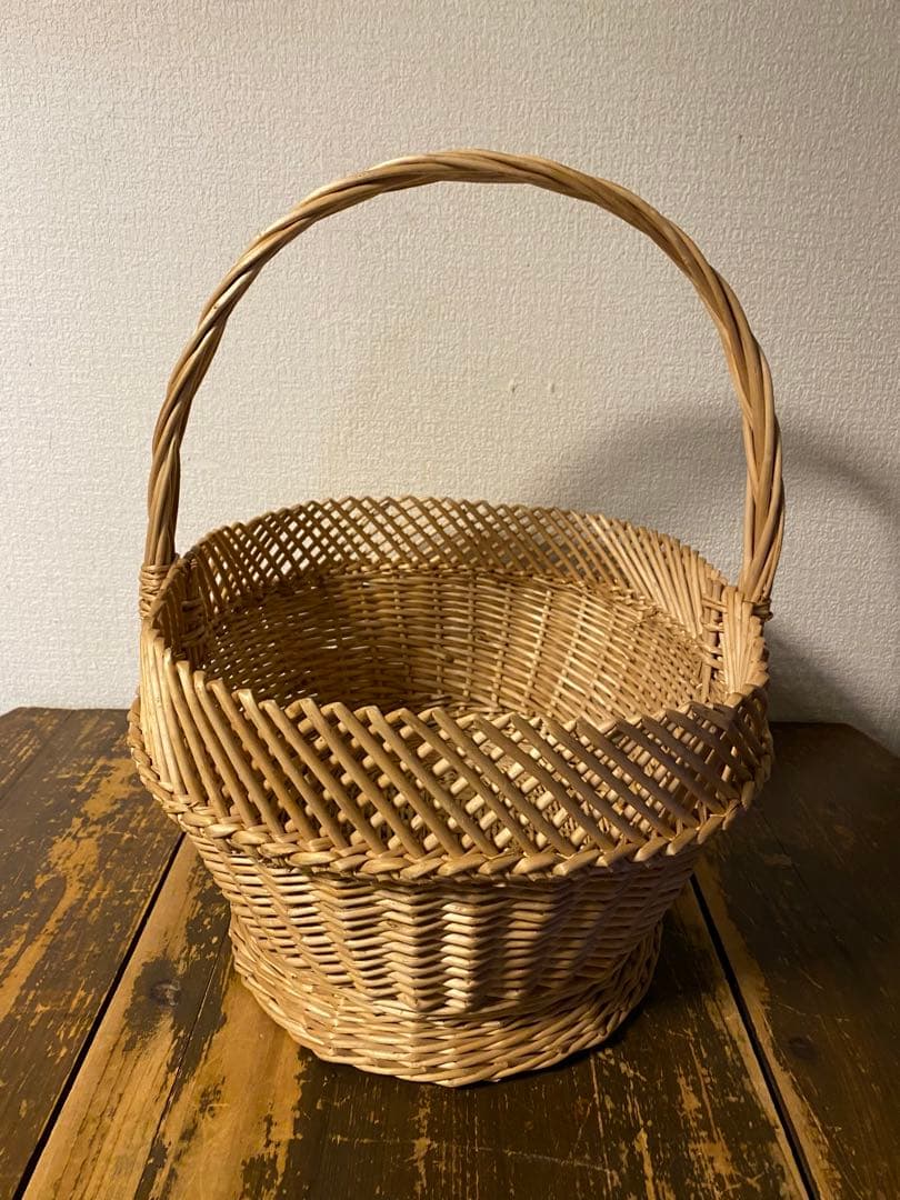 籠　バスケット　柳　かご　カゴ　古道具　収納　持ち手付き