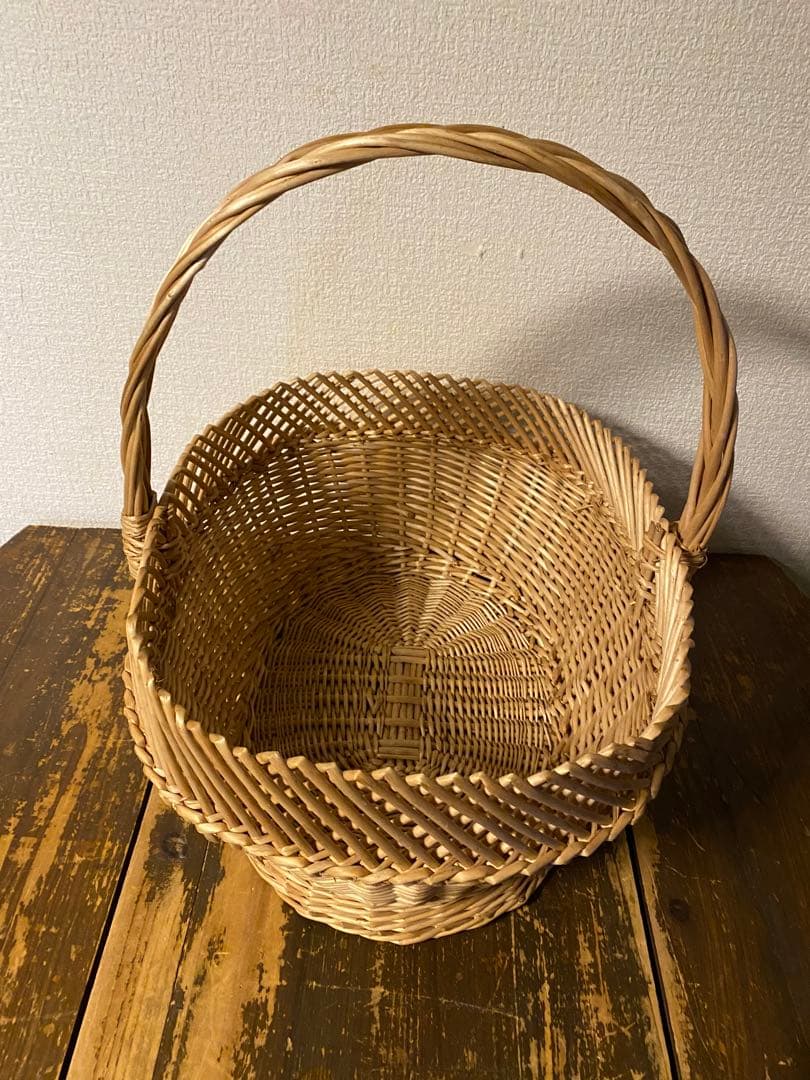 籠　バスケット　柳　かご　カゴ　古道具　収納　持ち手付き
