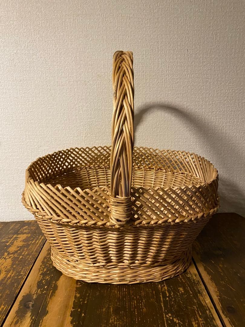 籠　バスケット　柳　かご　カゴ　古道具　収納　持ち手付き