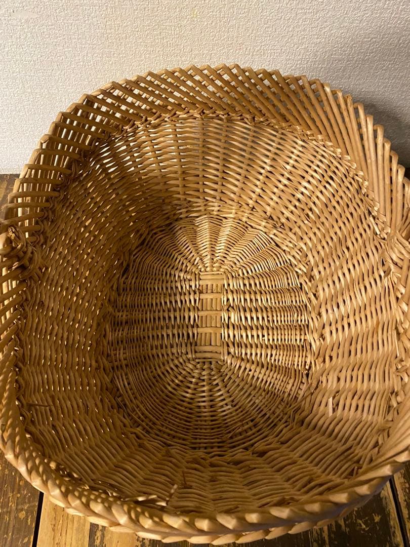 籠　バスケット　柳　かご　カゴ　古道具　収納　持ち手付き