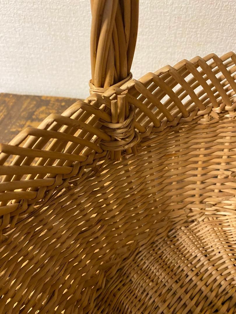 籠　バスケット　柳　かご　カゴ　古道具　収納　持ち手付き