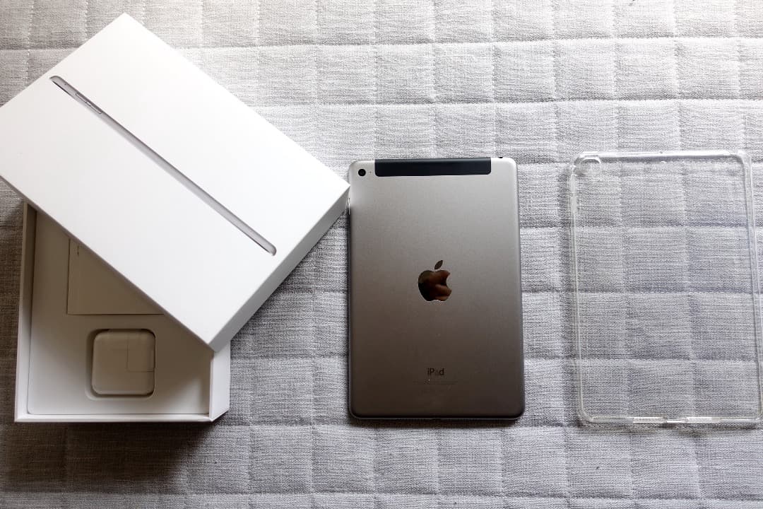 iPad mini4 (Wi-Fi+Cellular) 128GB 新品級美品
