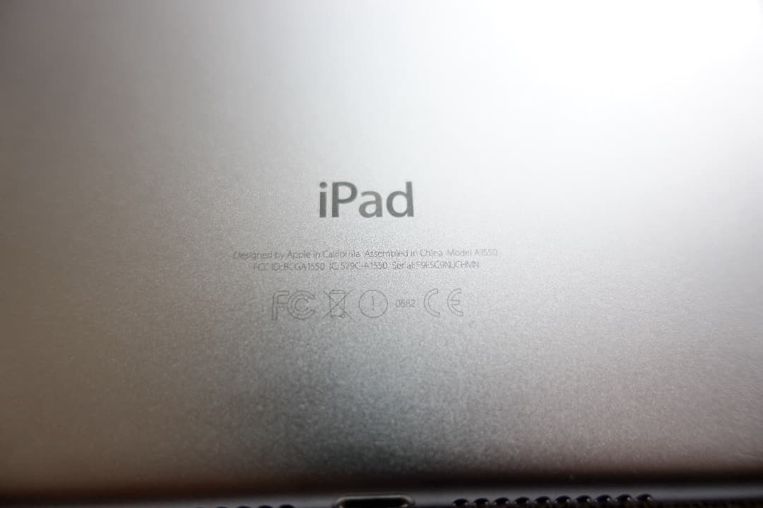 iPad mini4 (Wi-Fi+Cellular) 128GB 新品級美品