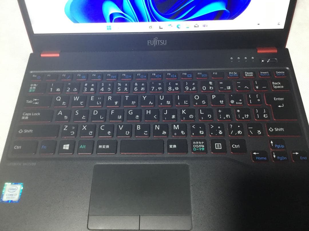 LIFEBOOK UH75/B3. 美品