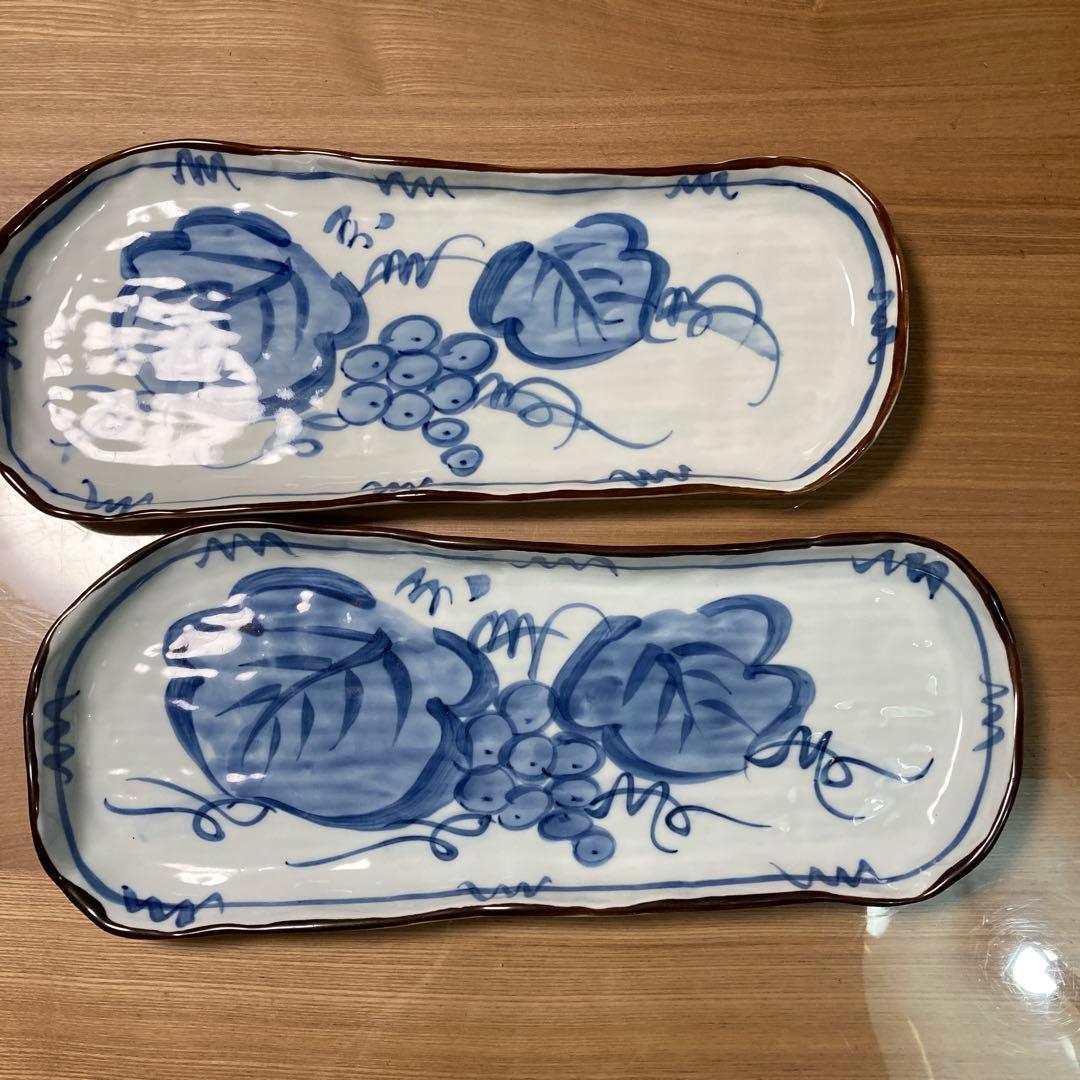 有田焼　雅峰窯　長皿　大皿　ブドウの絵柄　手描き　2枚