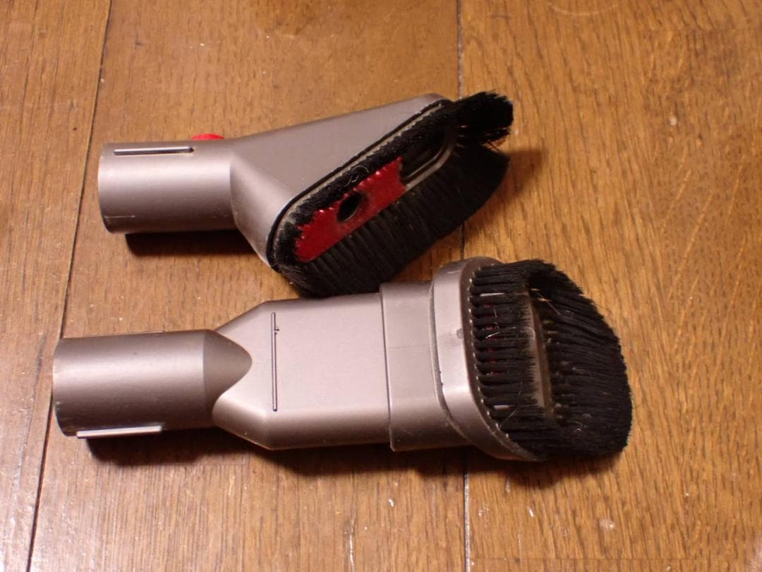 Dyson SV12 コードレス　スティッククリーナー