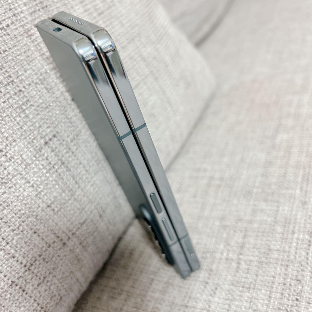 (美品おまけ付き)Galaxy Z Fold4 グレイグリーン 256GB
