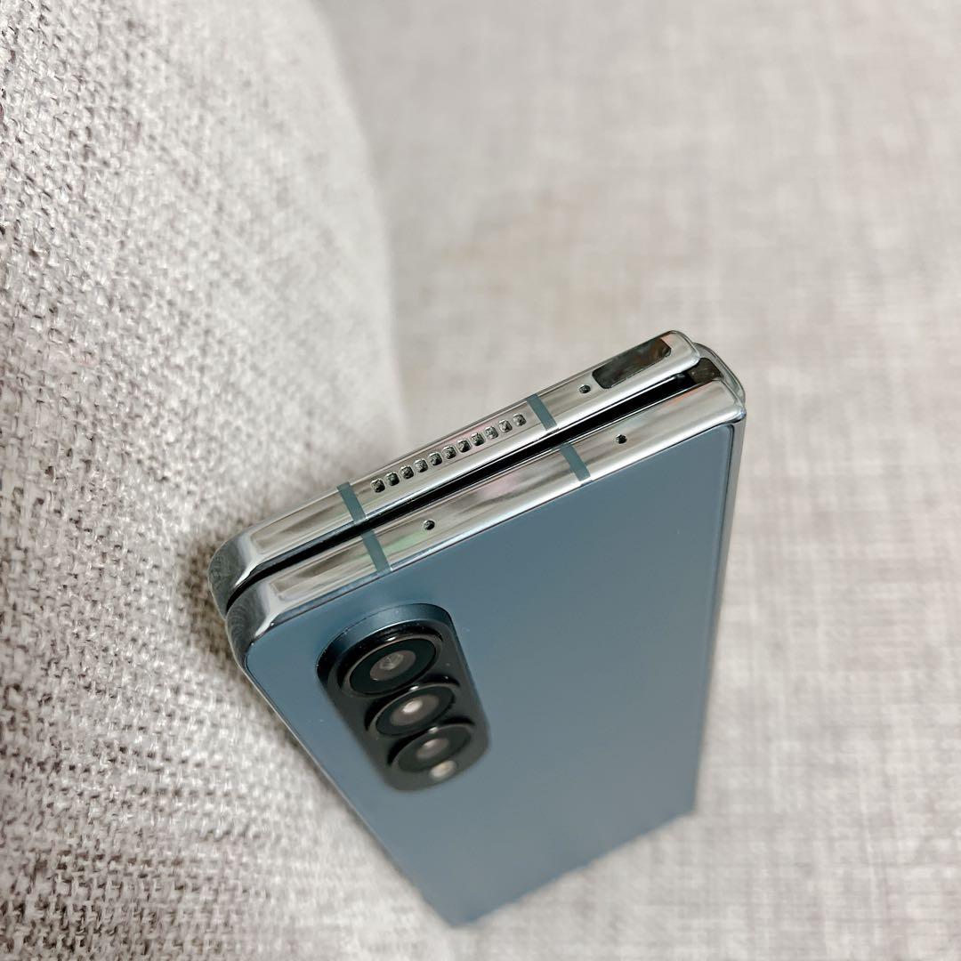 (美品おまけ付き)Galaxy Z Fold4 グレイグリーン 256GB