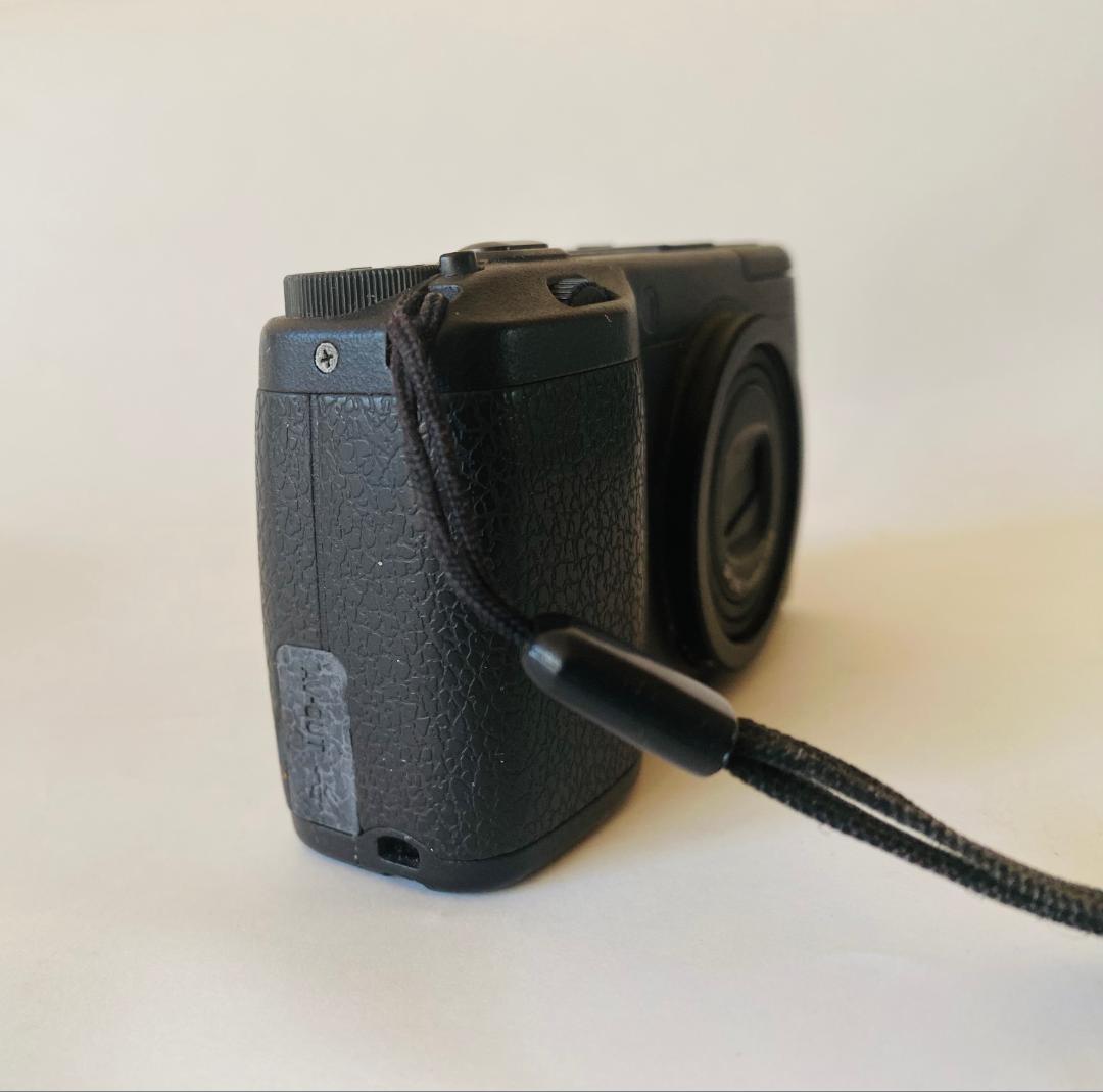 GR DIGITAL II 〔中古品〕動作確認済み