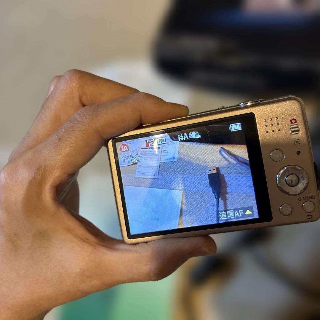 動作確認済み　Panasonic DMC-FH8 コンパクトデジタルカメラ