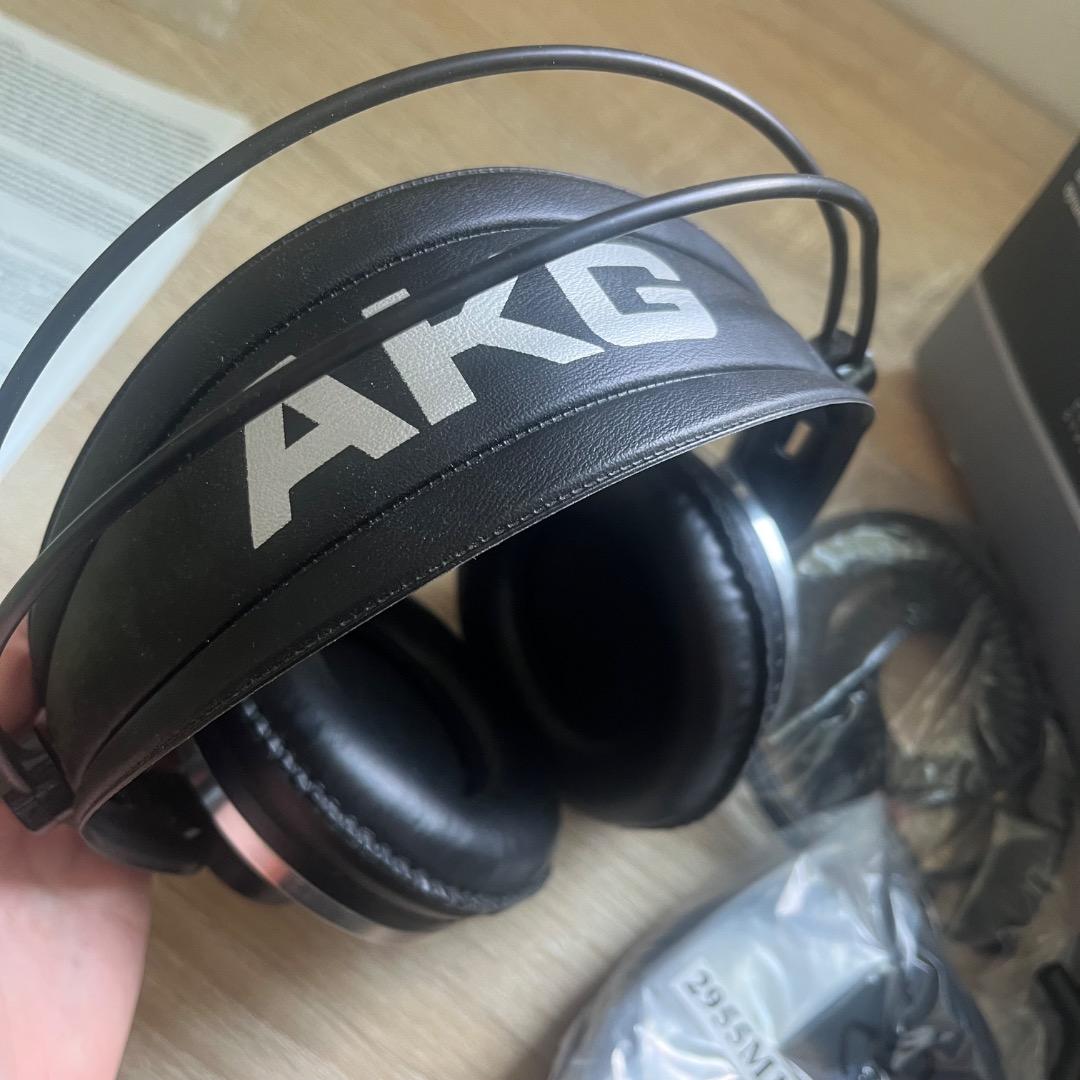 AKG K271 MK2 密閉型モニターヘッドホン