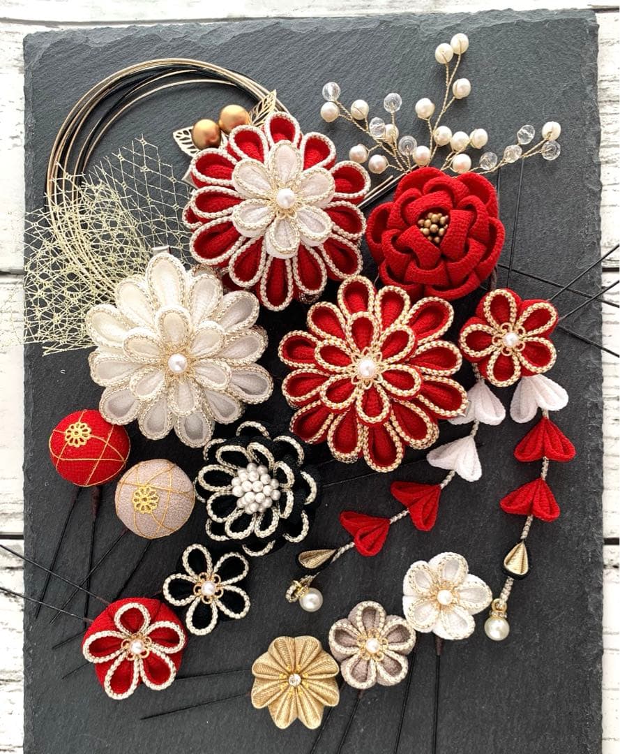 髪飾り315成人式　卒業式　袴　結婚式　七五三 つまみ細工　和装　クリップ