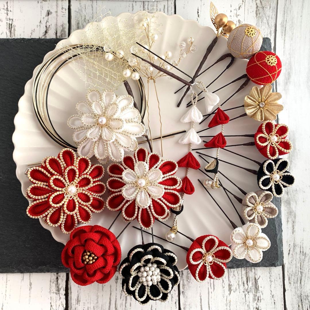 髪飾り315成人式　卒業式　袴　結婚式　七五三 つまみ細工　和装　クリップ