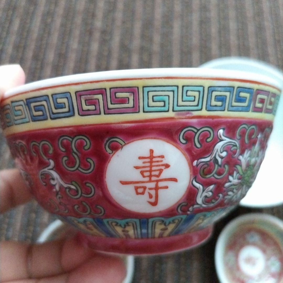 中国景徳鎮　粉彩　唐草文様　花文様　茶碗＆豆皿＆レンゲ　２セット