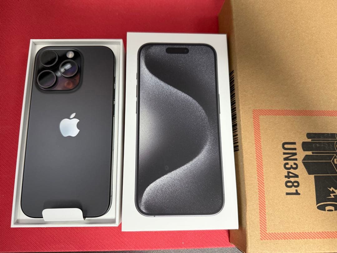 ジャンク iPhone 15 Pro 256GB スペースブラック 本体