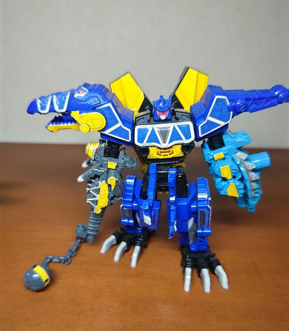 食玩ミニプラ　獣電戦隊キョウリュウジャー　 組立済品　バラ売り不可　ジャンク