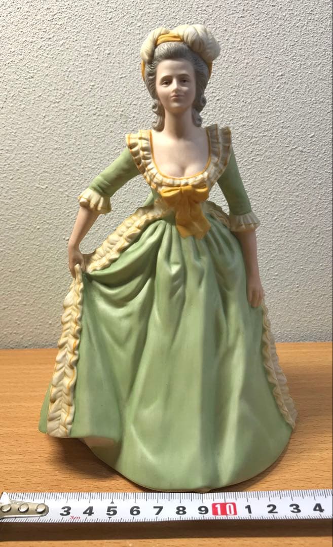 フランクリンポーセレン 陶器人形 王妃マリーアントワネット