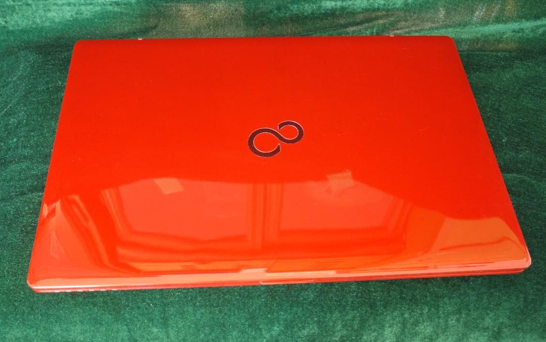 ノートパソコン　富士通AH53/C2