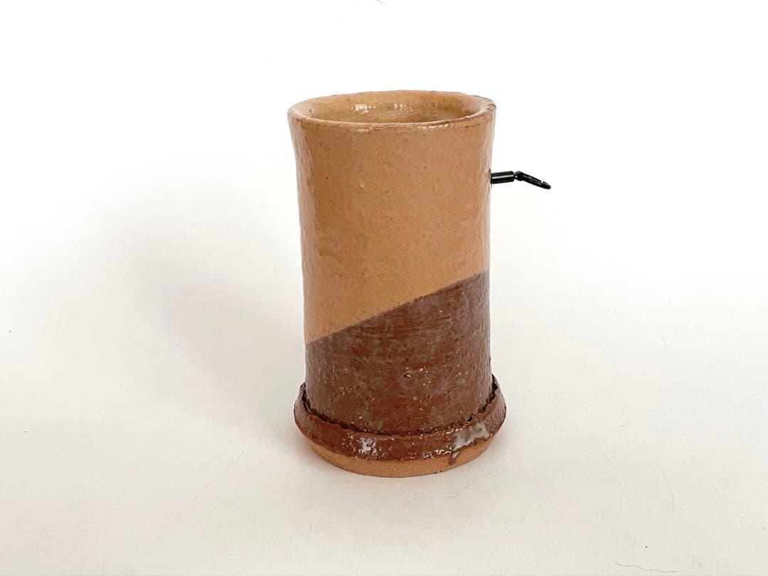 陶芸家　作家物　三輪栄造　花入　掛花入　筒花入　萩　萩焼　共箱　三輪休雪