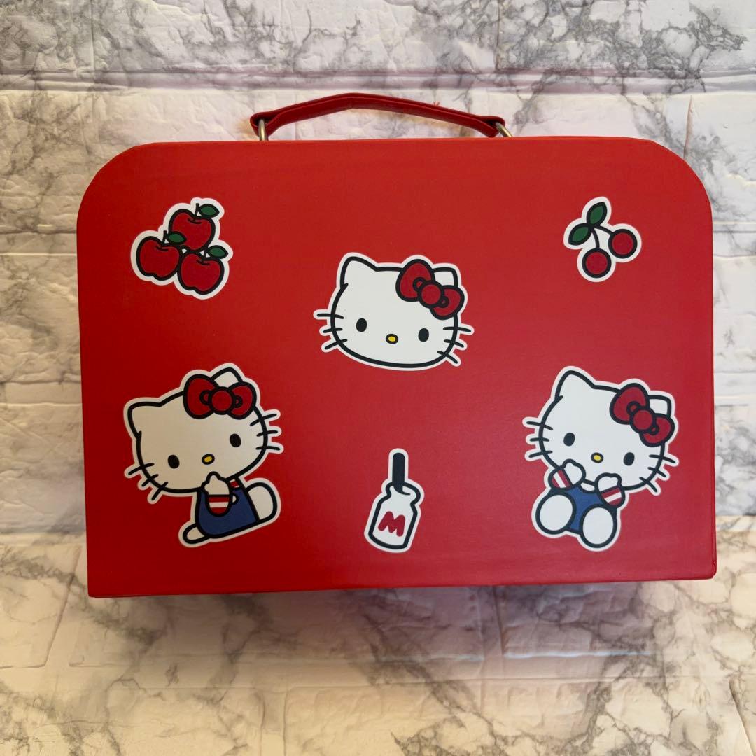 完売サンリオハローキティコラボカードボードキャリーケースKITTY
