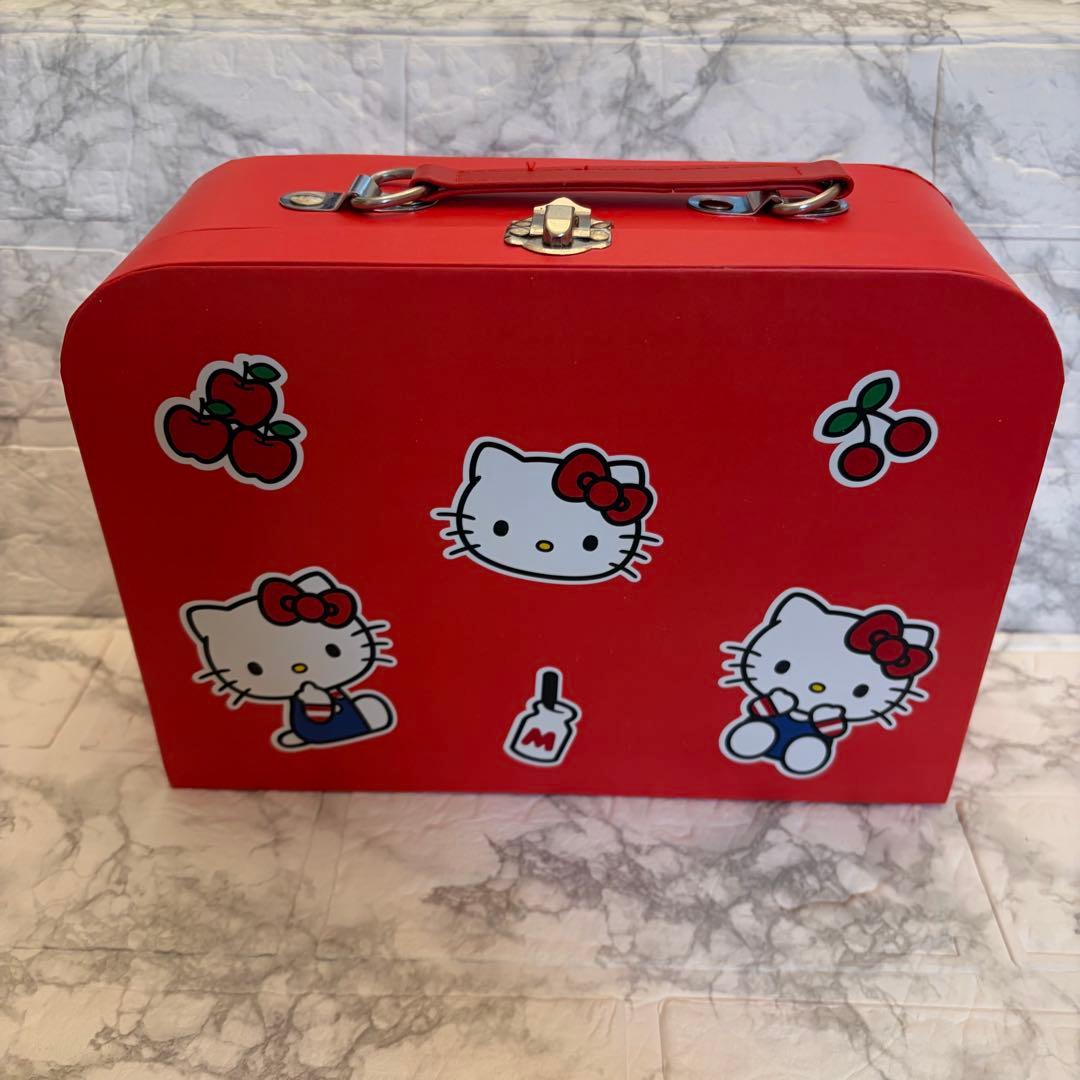 完売サンリオハローキティコラボカードボードキャリーケースKITTY