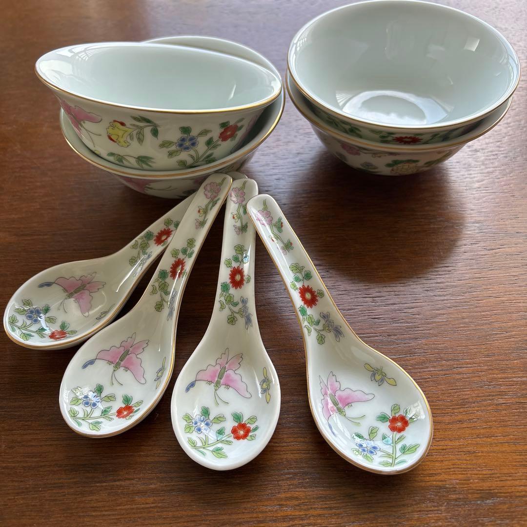 クニエダ　ヤスエ さんデザイン　chinee シリーズ　有田焼　お茶碗　レンゲ