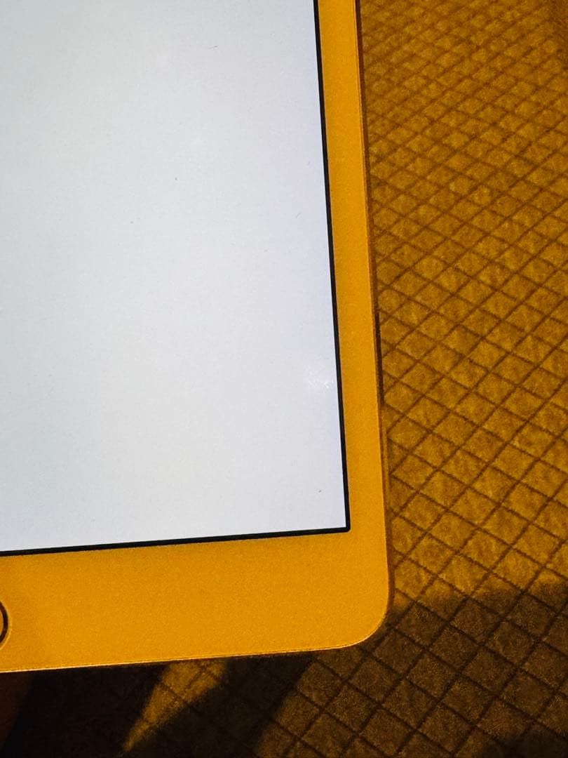 Apple iPad ゴールド 本体