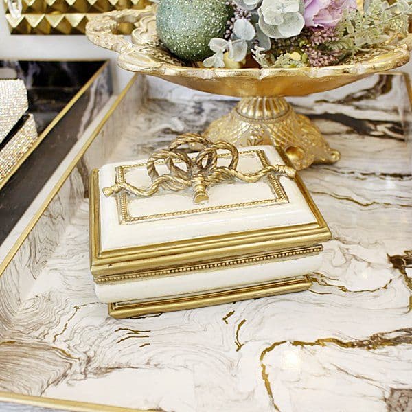 輸入雑貨　ゴールド　『リボンのジュエリーBOX』　収納箱　クラッシック　小物入れ