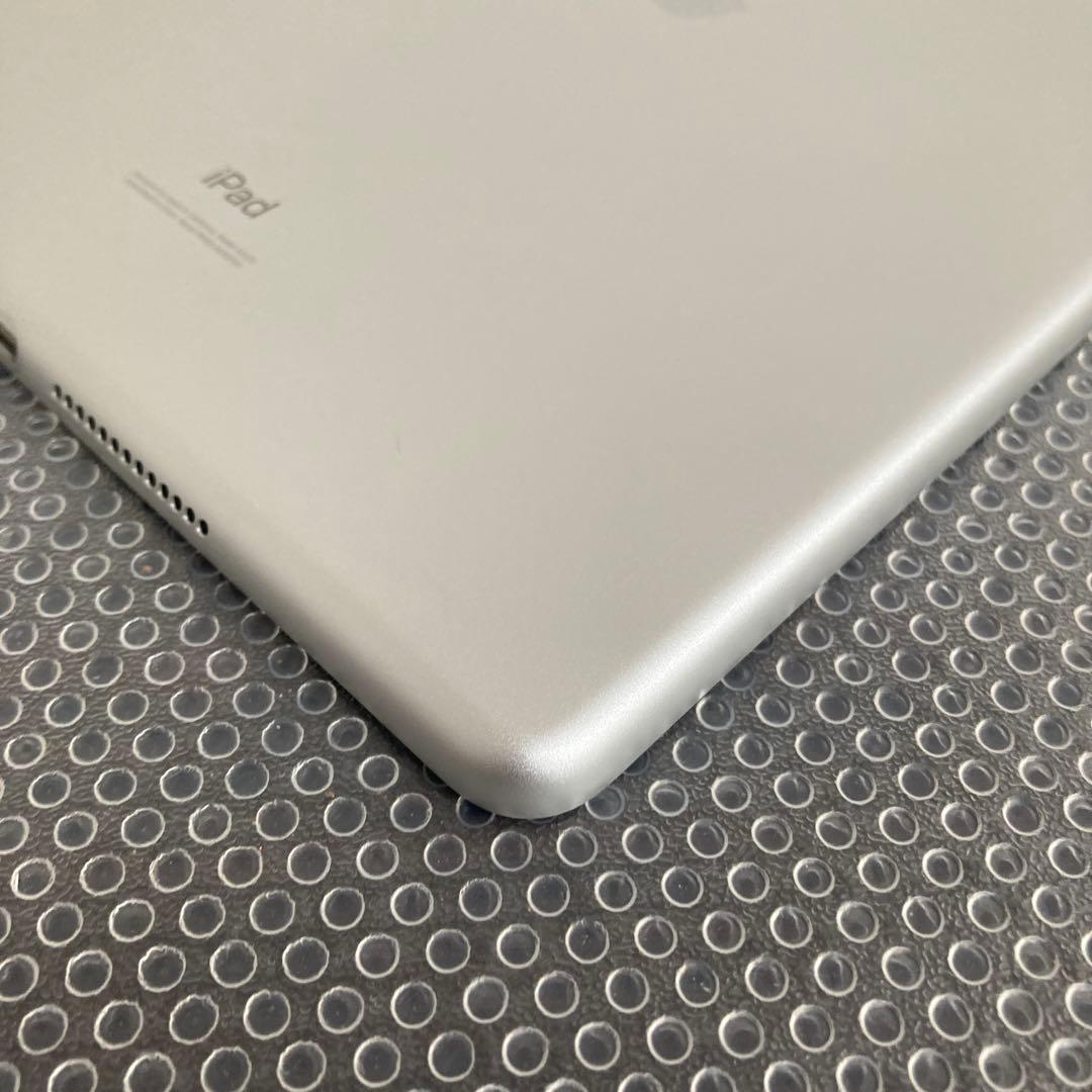 596【早い者勝ち】iPad8 第8世代 32GB WIFIモデル☆