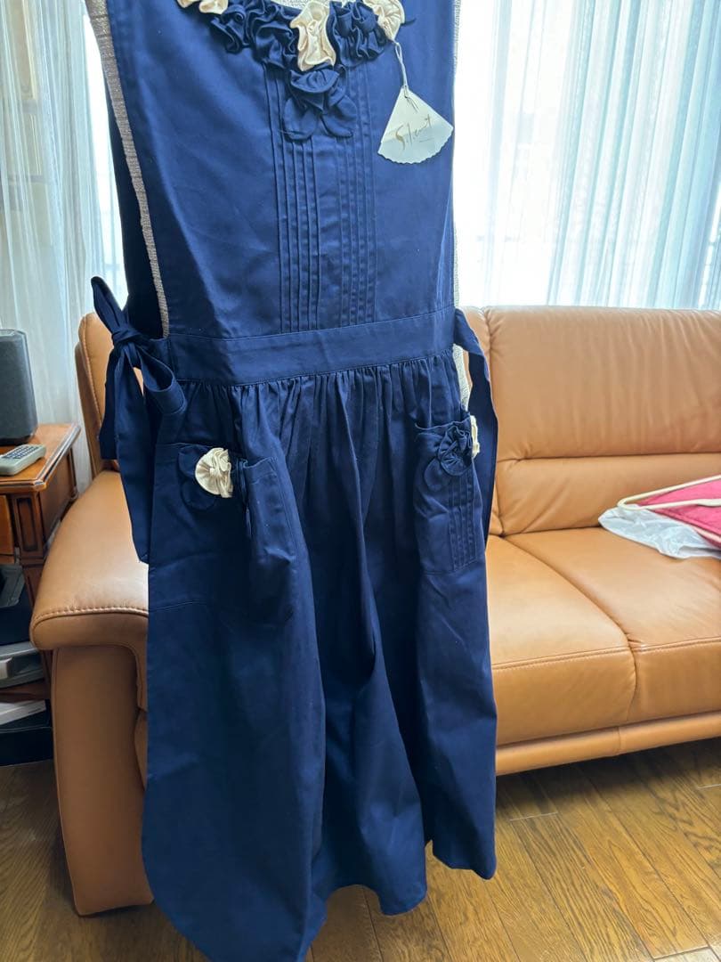 ネイビー　エプロン
