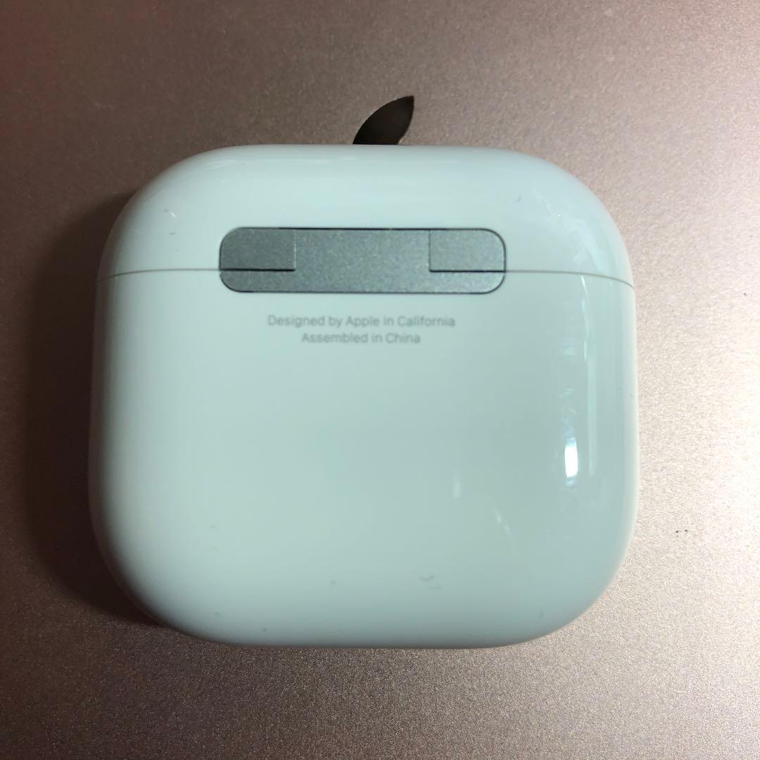 Apple AirPods 第4世代　A3059 ANC 充電ケース