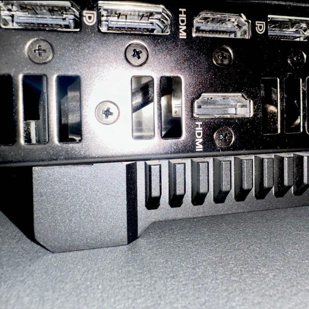 グラフィックボード・グラボ・ビデオカード ASUS TUF NVIDIA GeForce RTX 4070 Ti OC