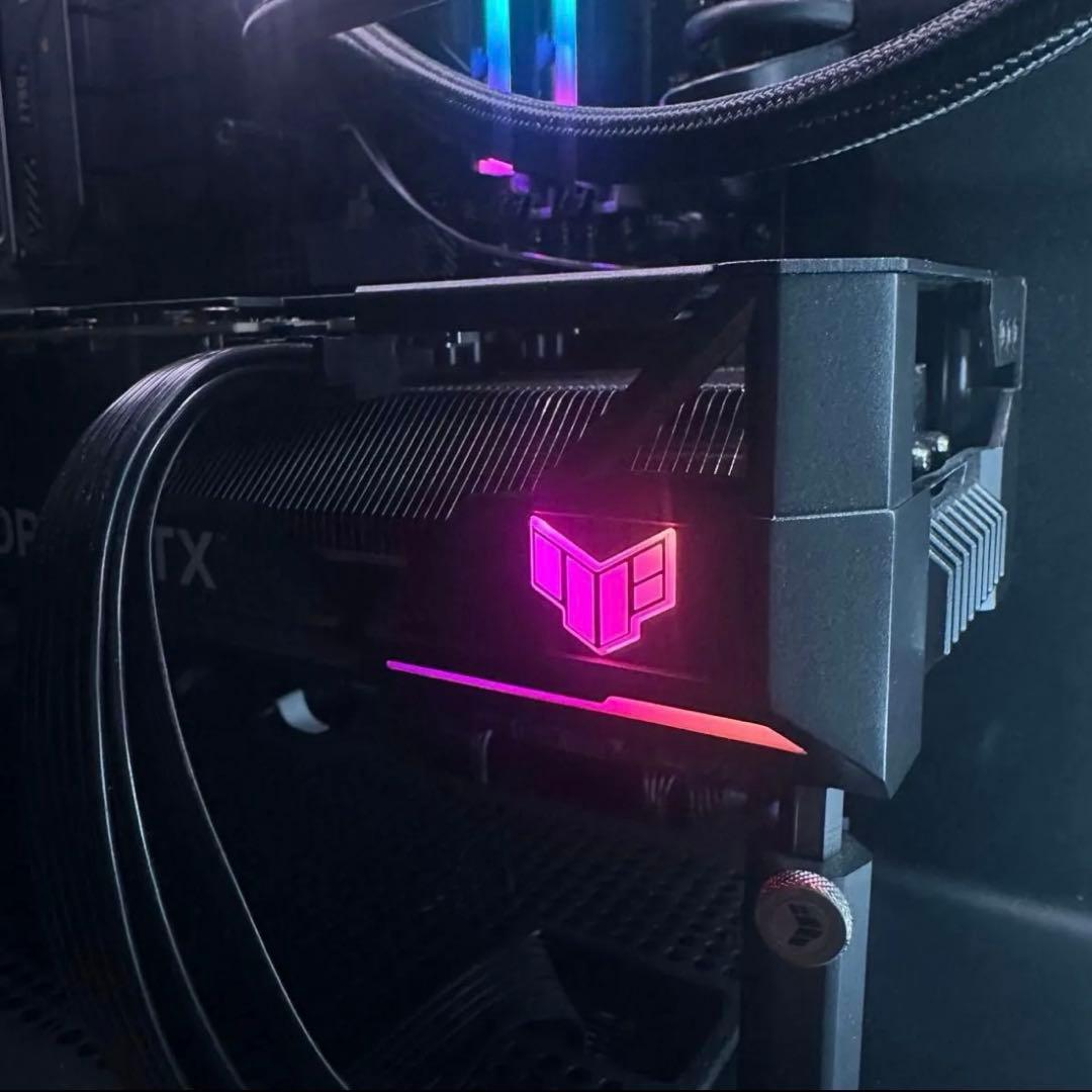 グラフィックボード・グラボ・ビデオカード ASUS TUF NVIDIA GeForce RTX 4070 Ti OC