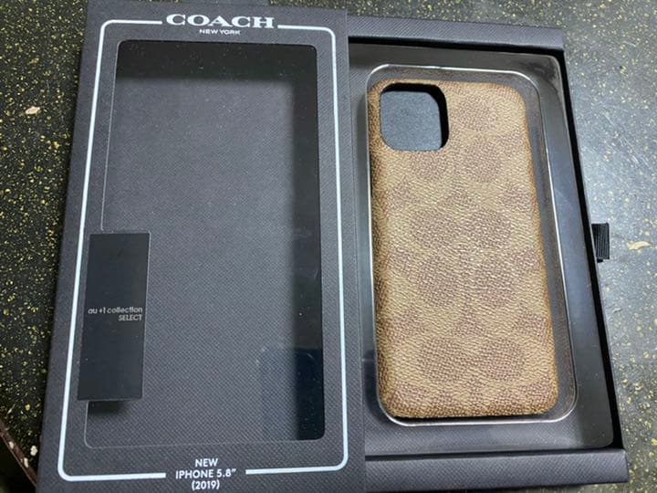 COACH iPhoneケース