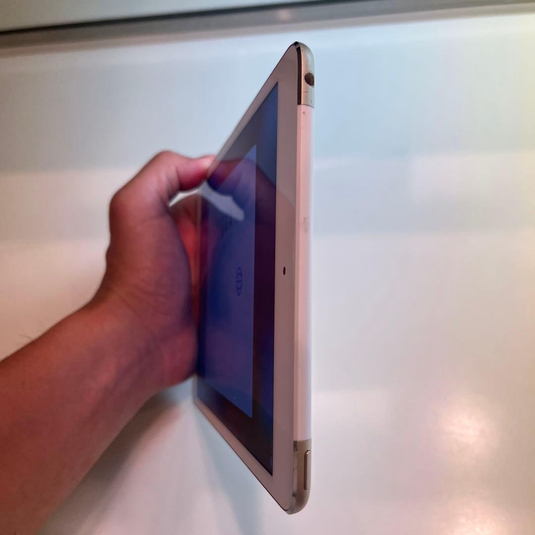 Apple iPadmini4 WiFi+Cellular 128GB ゴールド
