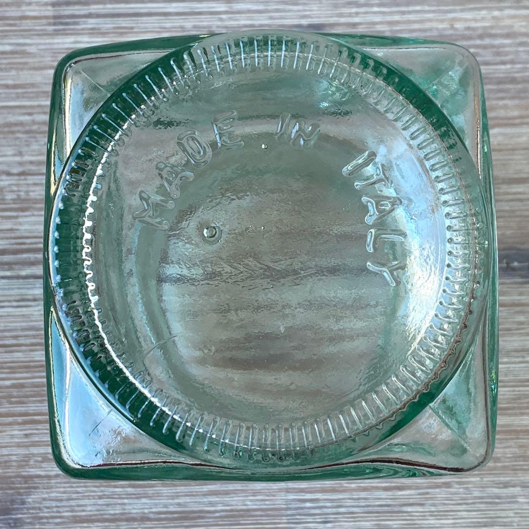 ガラス瓶　キャニスター　イタリア製　ヴィンテージ　大きめ　グリーン