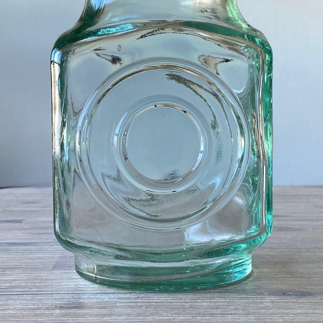 ガラス瓶　キャニスター　イタリア製　ヴィンテージ　大きめ　グリーン