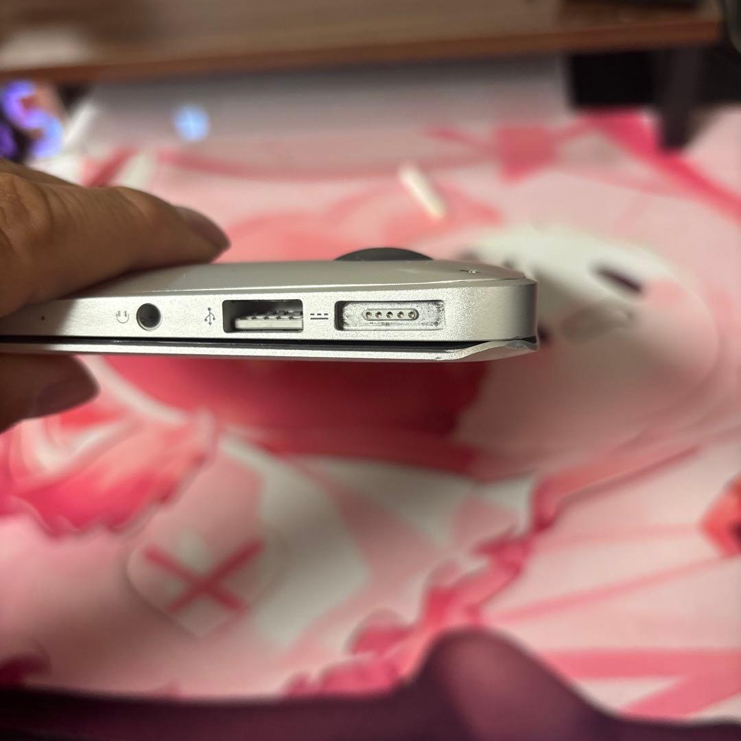 Apple MacBook Air (13-inch, 2017) 本体値下げ中