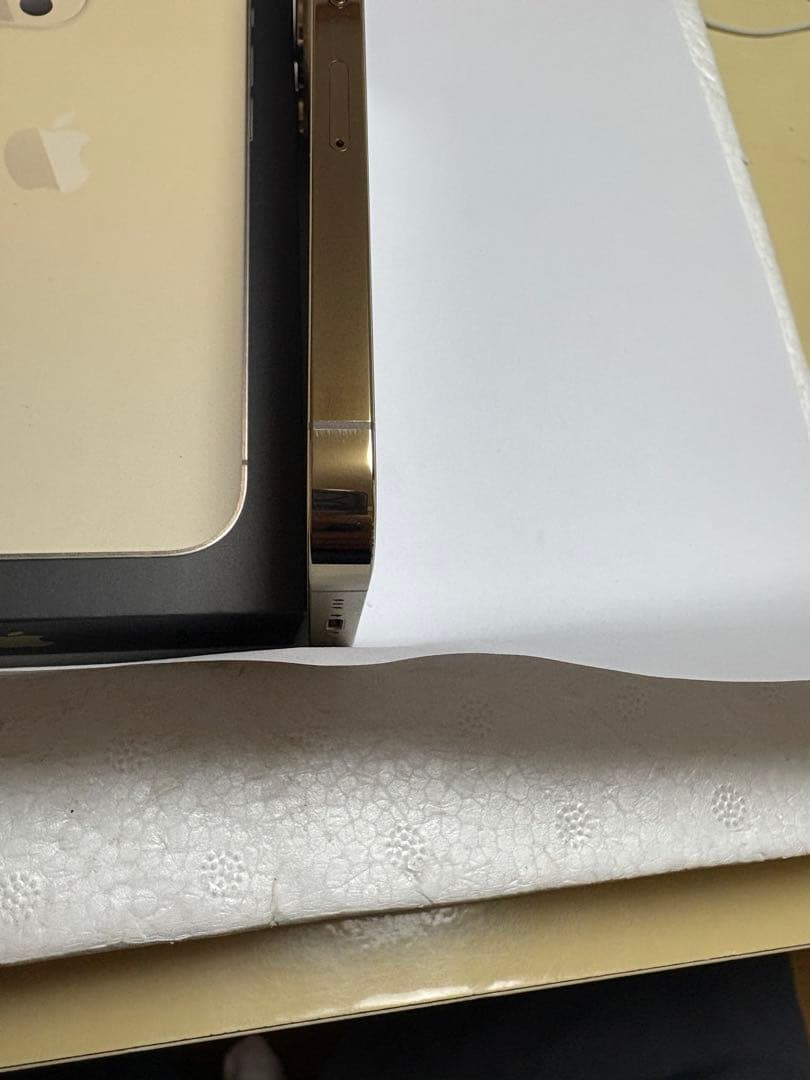 ［美品］iPhone13pro 256G バッテリー100%