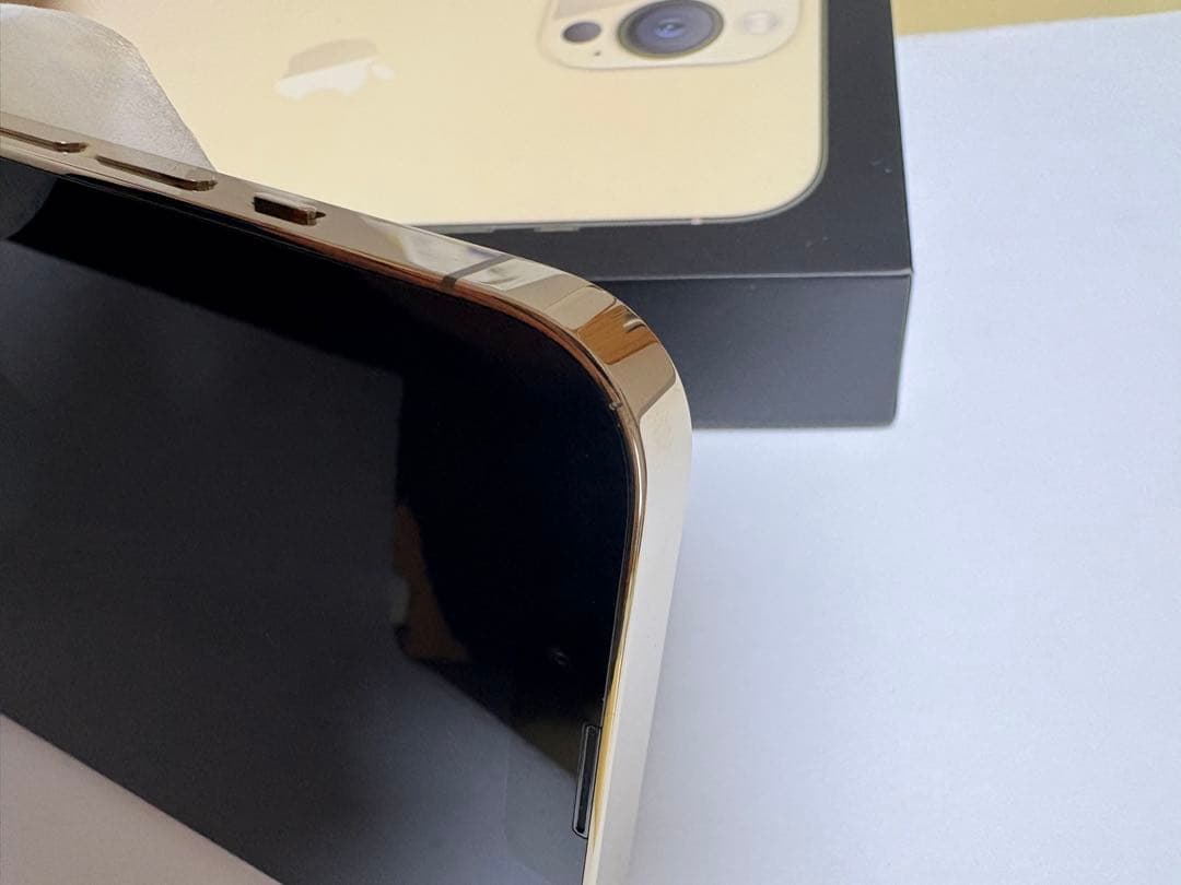 ［美品］iPhone13pro 256G バッテリー100%