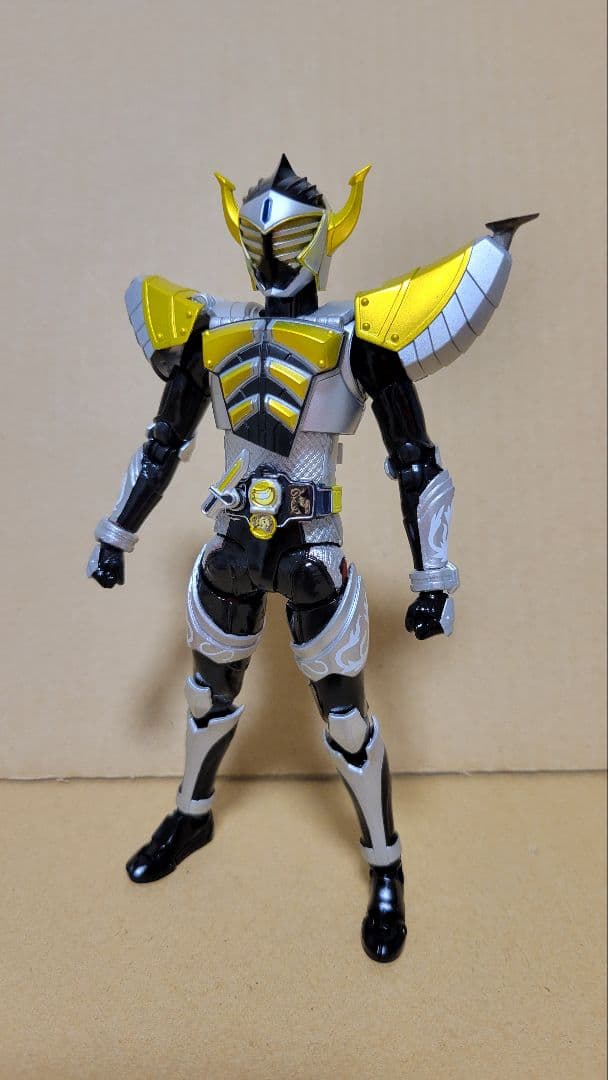 S.H.Figuarts 仮面ライダーブラックバロン