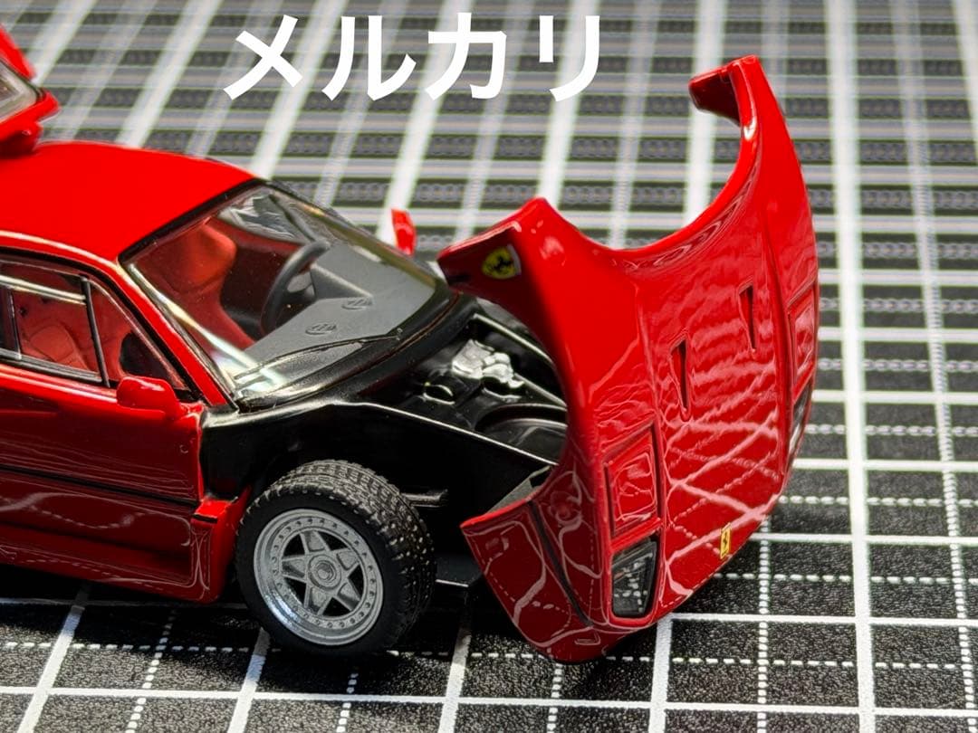 トミカリミテッドヴィンテージ F40 フェラーリ