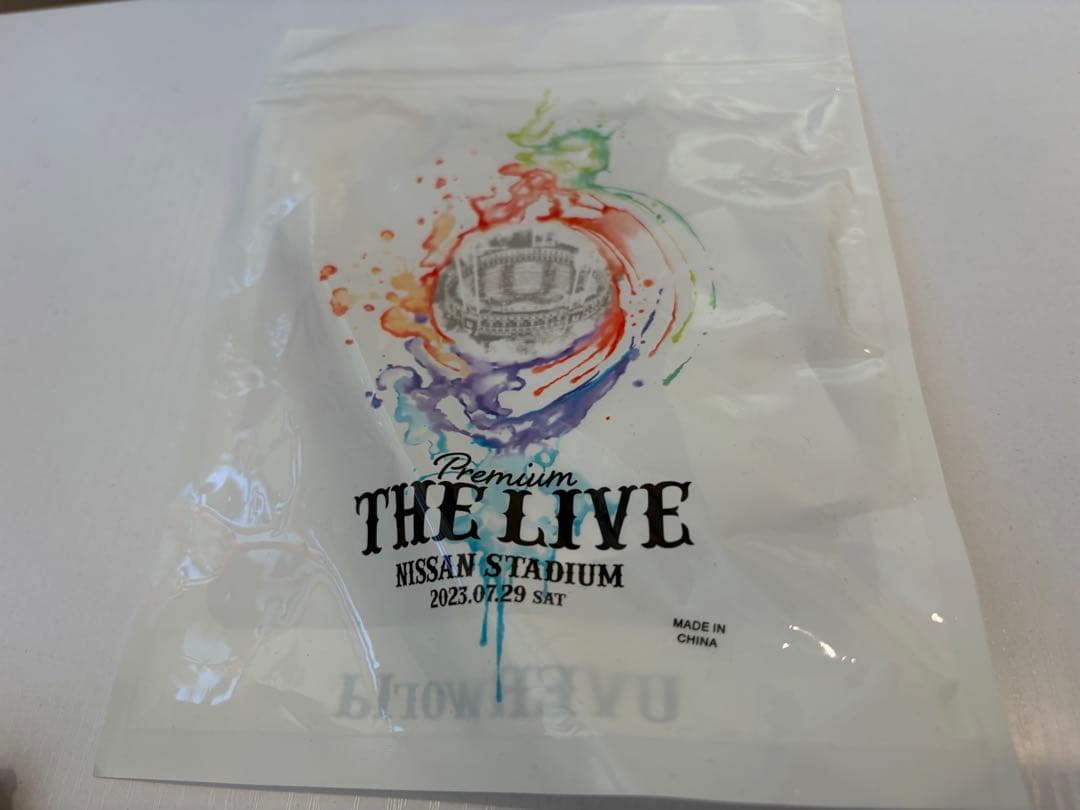 UVERworld グローブ ゴールド 日産スタジアム