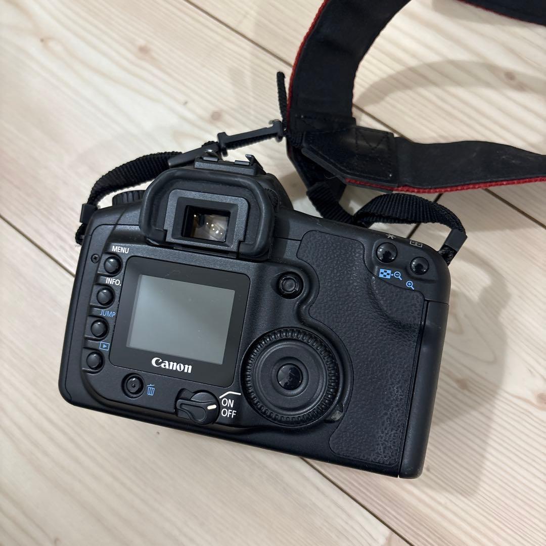 Canon EOS 20D デジタル一眼レフカメラ　ジャンク品