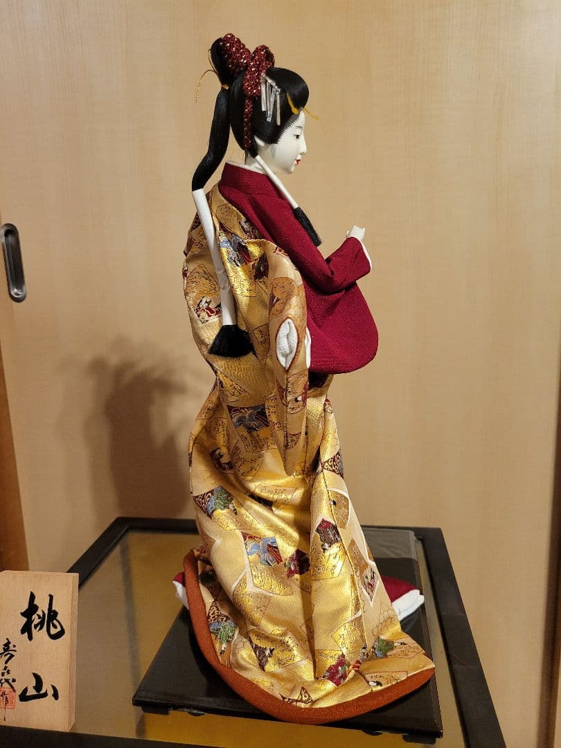 日本人形　ガラスケース付き