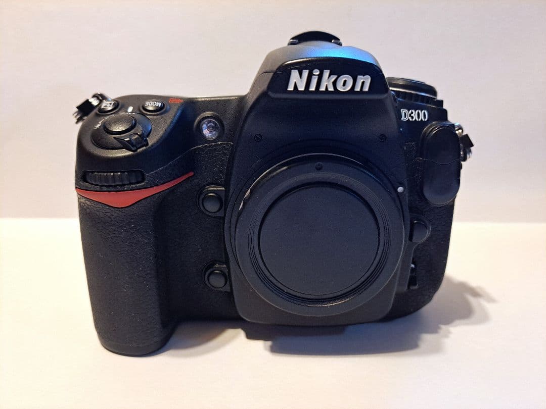 NIKON D300+MBD10+レンズ2本セット売り