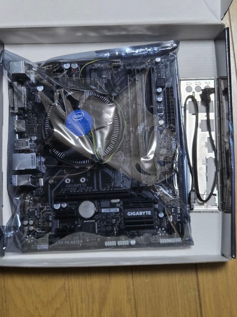 i5 8400+Z370Mマザーボード+DDR4 2666 8GB×2セット