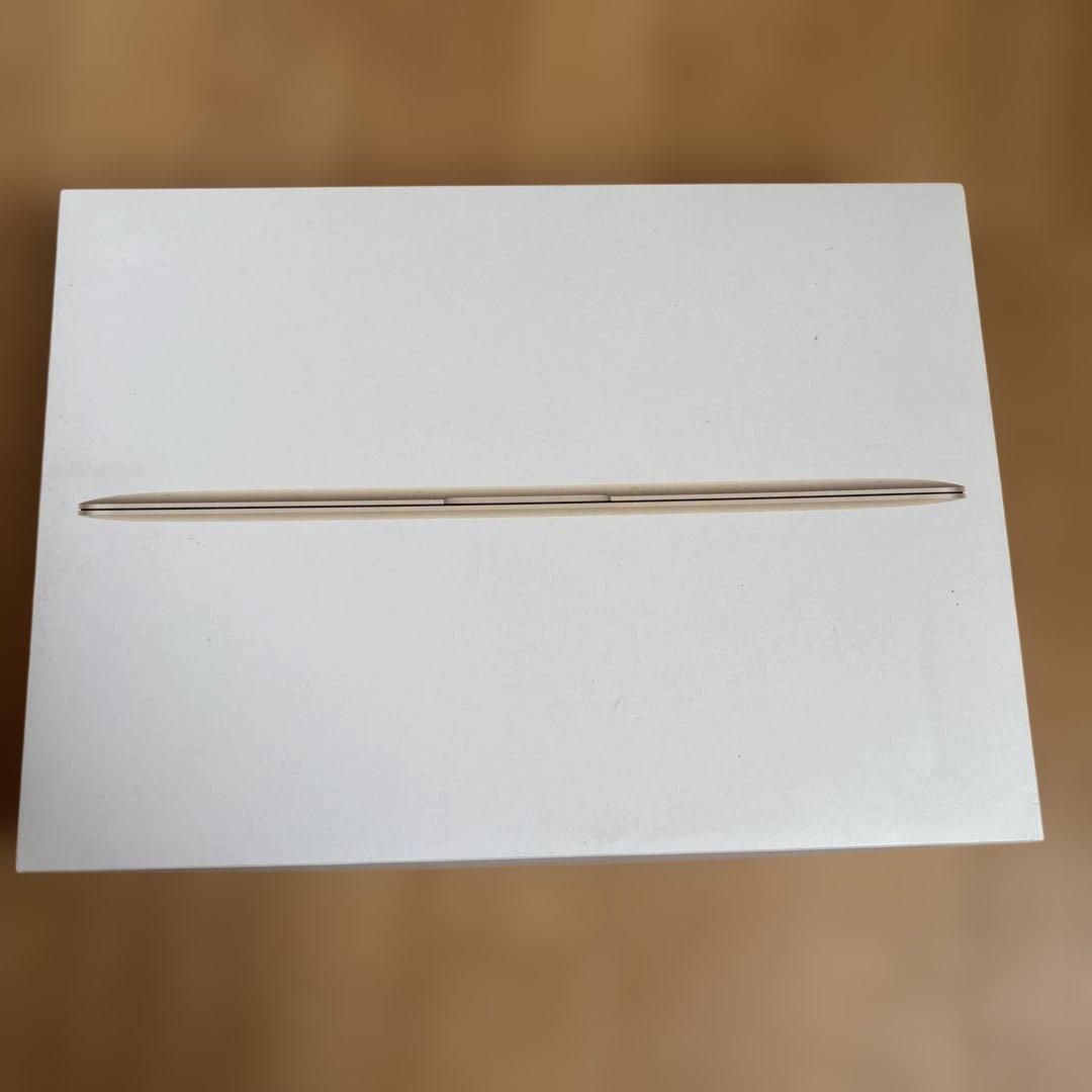 Apple MacBook 2016 ゴールド