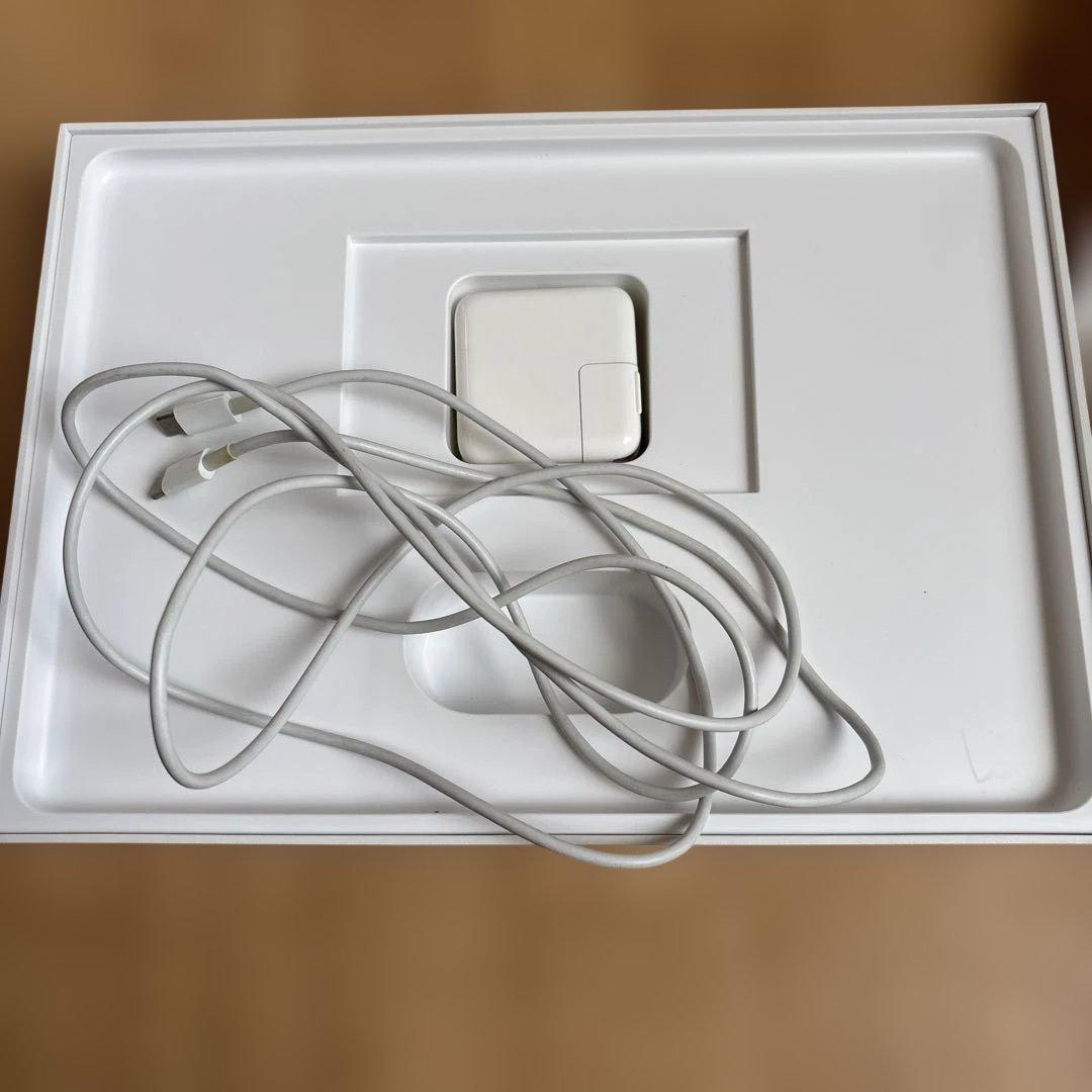 Apple MacBook 2016 ゴールド