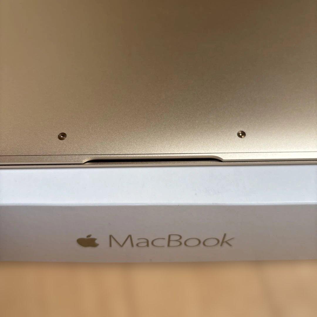 Apple MacBook 2016 ゴールド